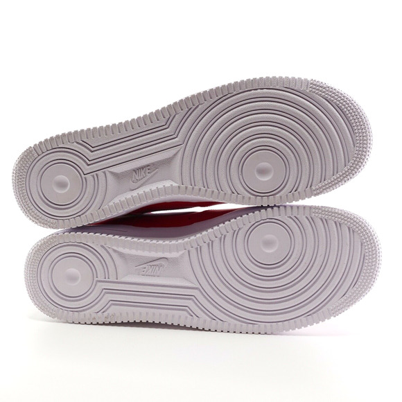 Athletic_Shoes